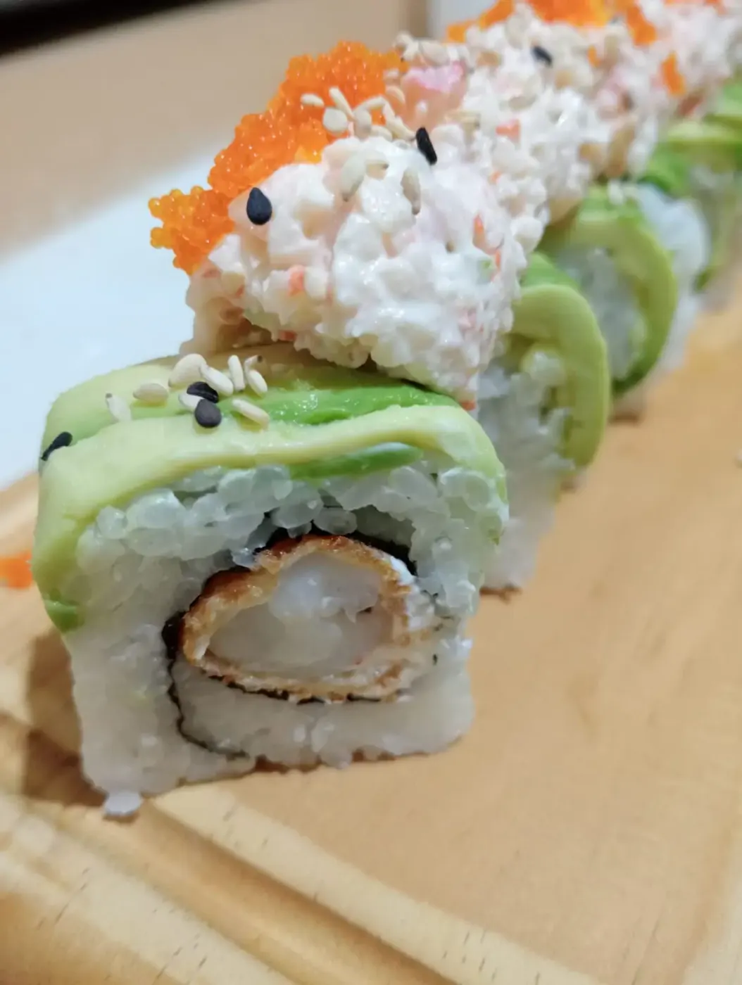 Baby Roll con salsa de anguila