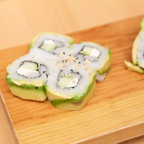 Avocado Maki tradicional