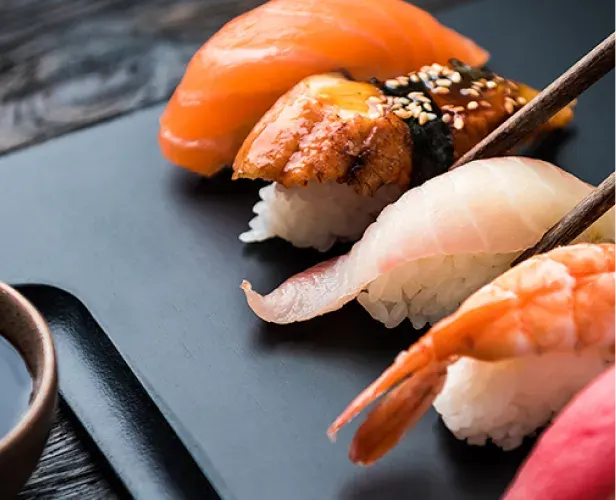 Variedad de nigiri sushi