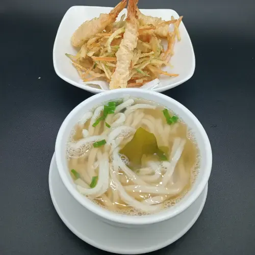 Tempura Udon con camarón capeado